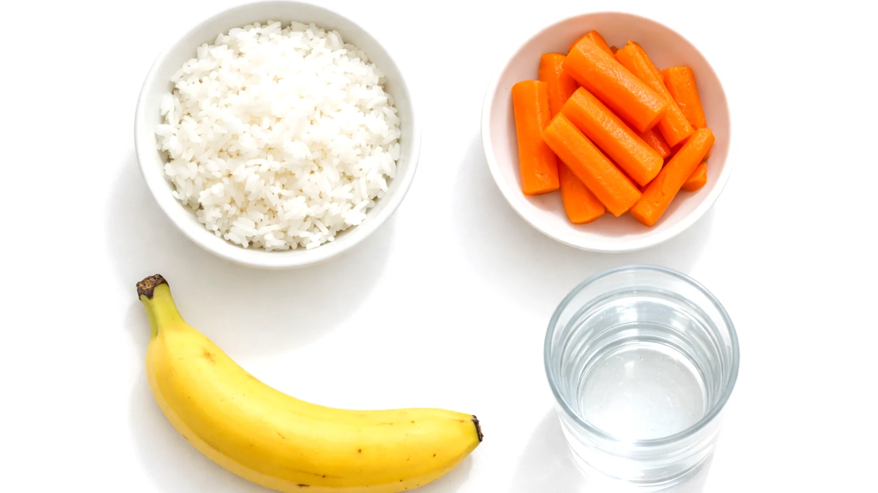 Biegunka: jak włączyć odpowiednie pokarmy do diety, aby naturalnie złagodzić objaw i wspomóc prawidłowe funkcjonowanie jelit"